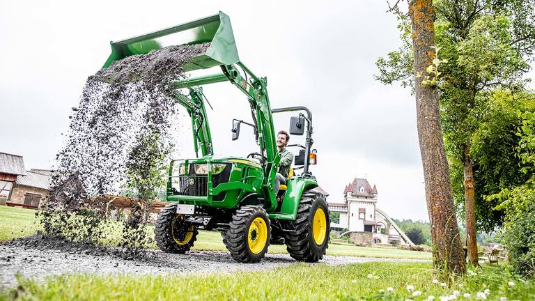 Tracteur compact avec chargeur 300E