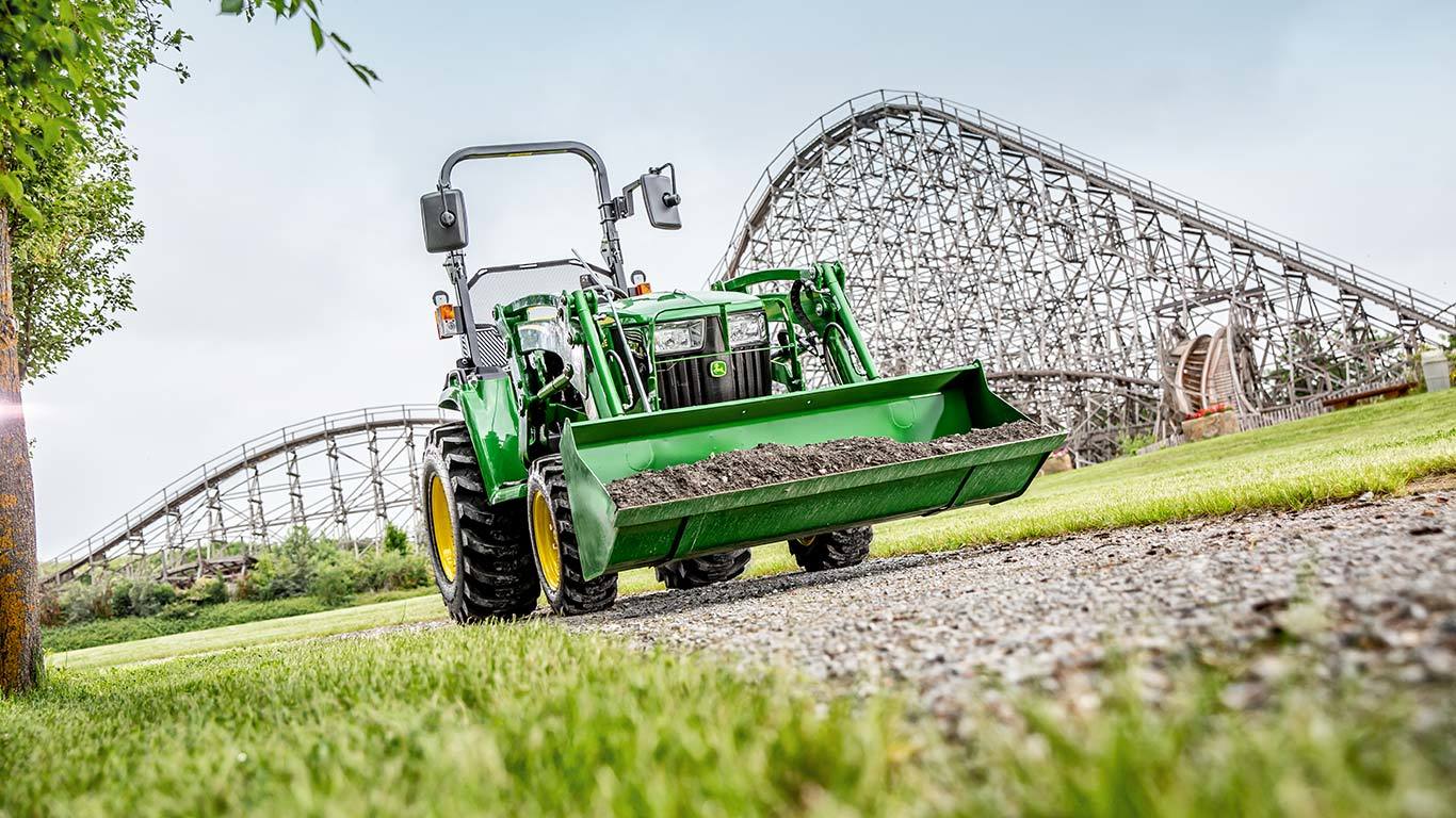 Tracteur compact avec chargeur 300E