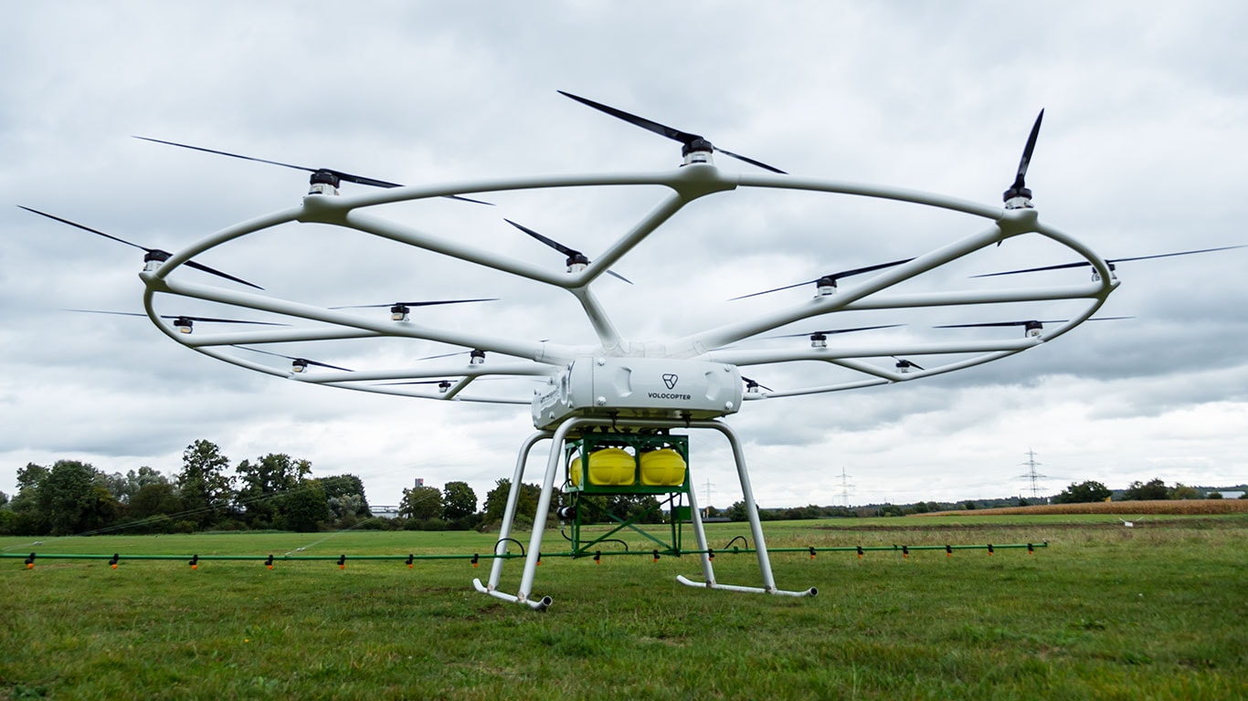 Grand drone de pulvérisation (VoloDrone)