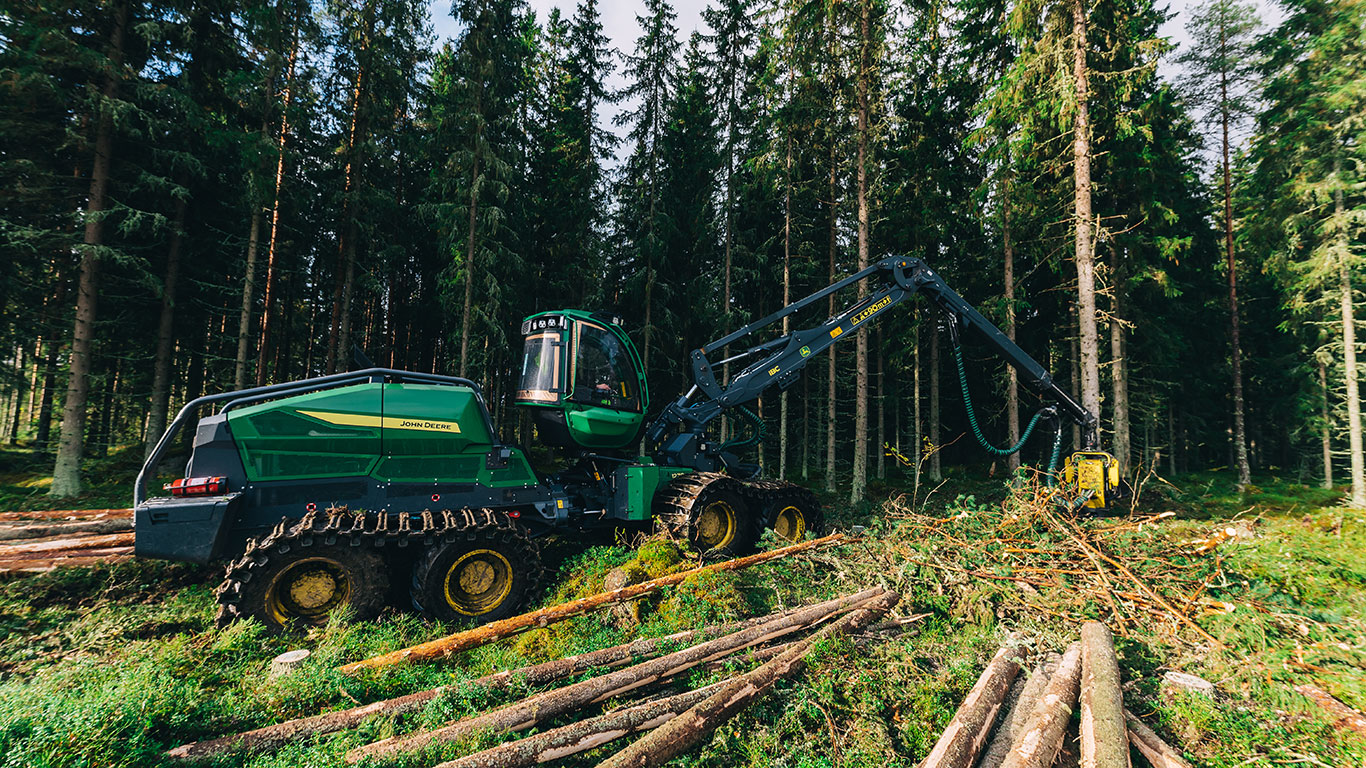 1270H en forêt