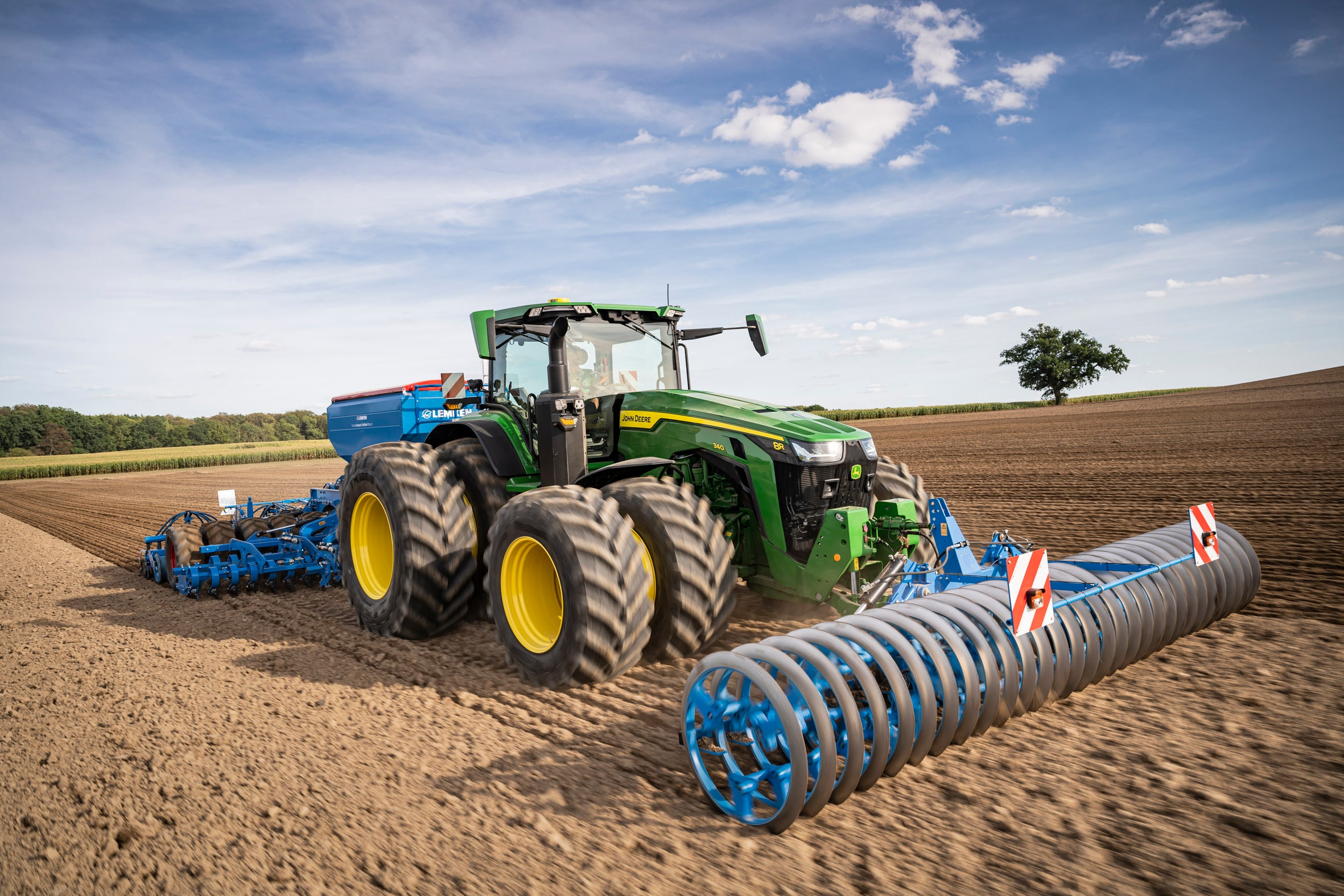 Configurez votre tracteur et votre équipement en un clic