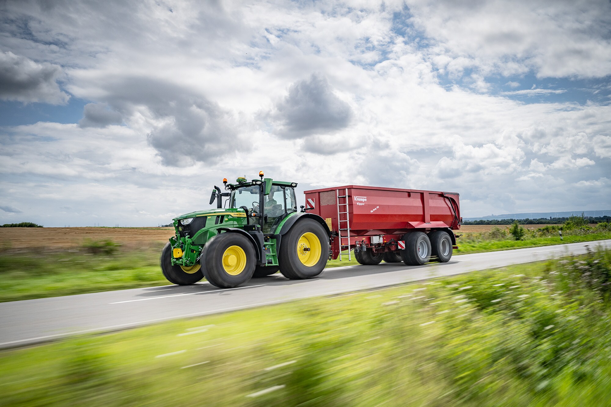 Le nouveau 6R 185 : champion sur la route