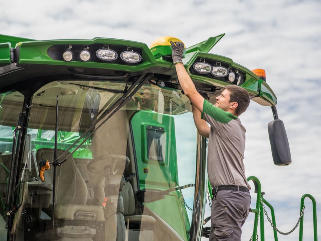 John Deere Starfire