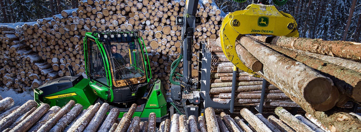 John Deere grapple