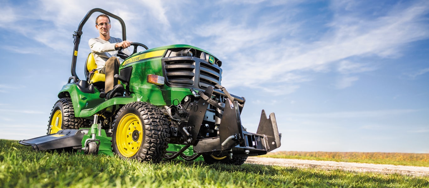 Tracteurs tondeuses autoportées - Entretien du gazon