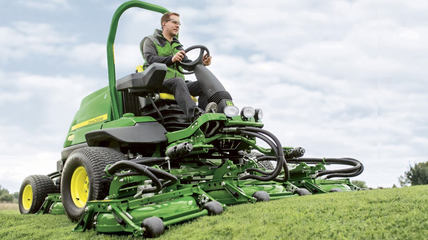 Tondeuses rotatives grande largeur Tondeuses professionnelles John Deere FR