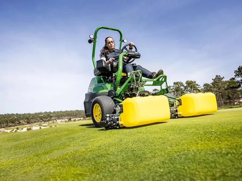 2775 E-Cut Tondeuses de greens | John Deere FR